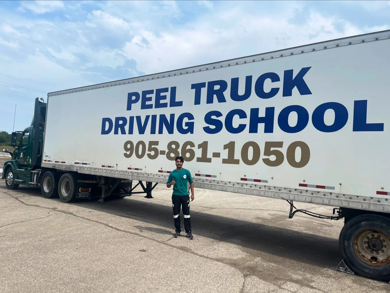 Trucking Company Hiring Criteria