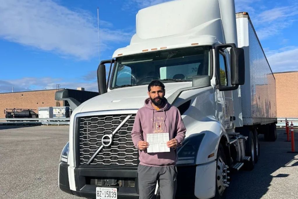 How to Prepare for Truck Driving School